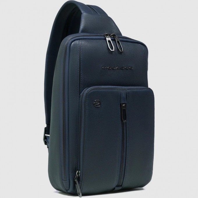 Рюкзак слинг мужской PIQUADRO HEDLEY темно-синий CA6448W130/BLU Рюкзак слинг мужской PIQUADRO HEDLEY темно-синий CA6448W130/BLU